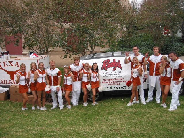 2005/11 November/Tailgate Party Kansas/640x480_IMG_2452.JPG